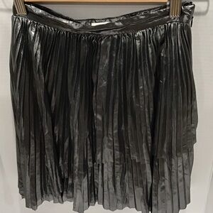 Wilfred Metallic Gray Pleated Mini Skirt